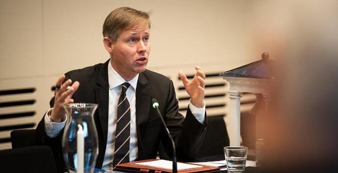 Porträtt av Magnus Christiansson i samband med disputationen den 30 oktober 2020. 