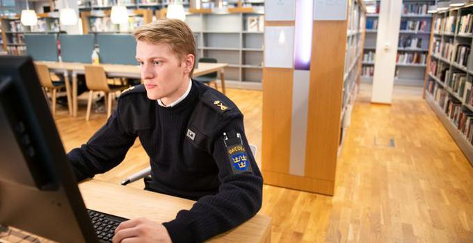 Cadett in the library.