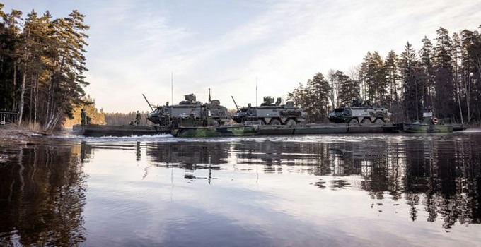Värnpliktiga ur grundutbildningskompanierna samt anställda befäl och soldater ur beredskapskompaniet från Göta ingenjörregemente, Ing 2 genomför kompaniövning.Göta ingenjörregemente, Ing 2, är Sveriges enda ingenjörregemente. Förbandet utbildar officerare och soldater till ingenjörförband med specialkompetens att utföra kvalificerade fältarbeten för nationella och internationella uppgifter. Göta ingenjörregemente finns i Eksjö.