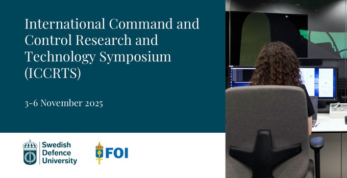 Konferensens titel samt bild på en kvinna bakifrån i ett kontrollrum. 