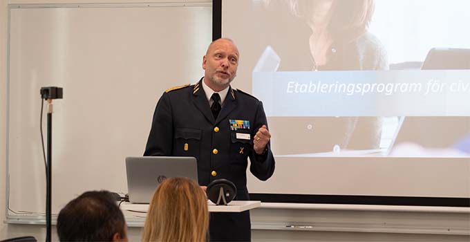 Vicerektor Fredrik Ståhlberg inleder etableringsprogrammet.