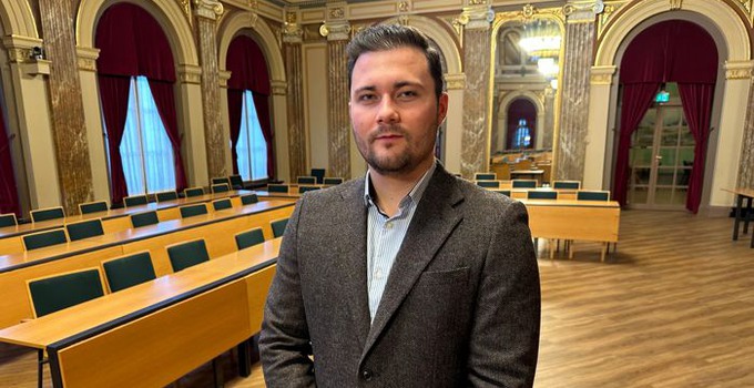 Tim Röde är alumn i statsvetenskap.